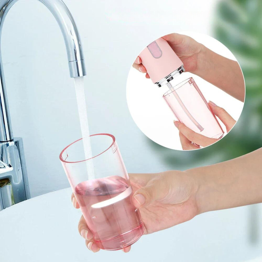 AquaFloss Pro - Tongschraap en Flosser in één.